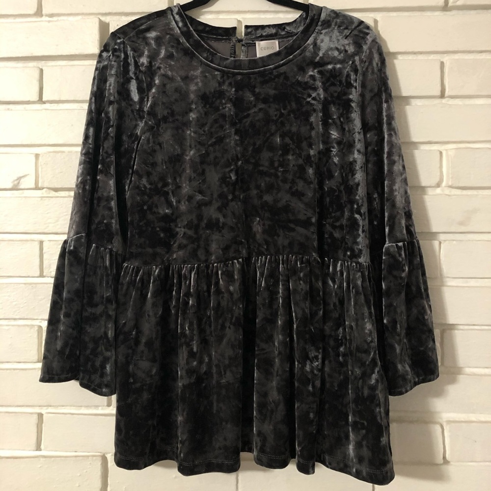 Cupio Velvet 3/4 Sleeve Blouse